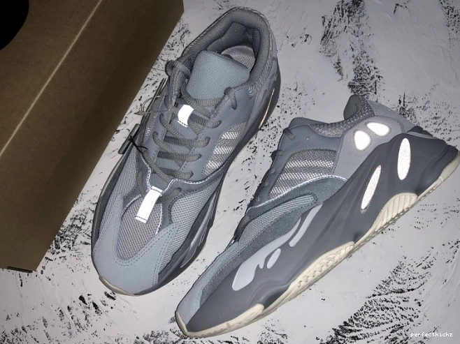 Boost Adidas Inertia